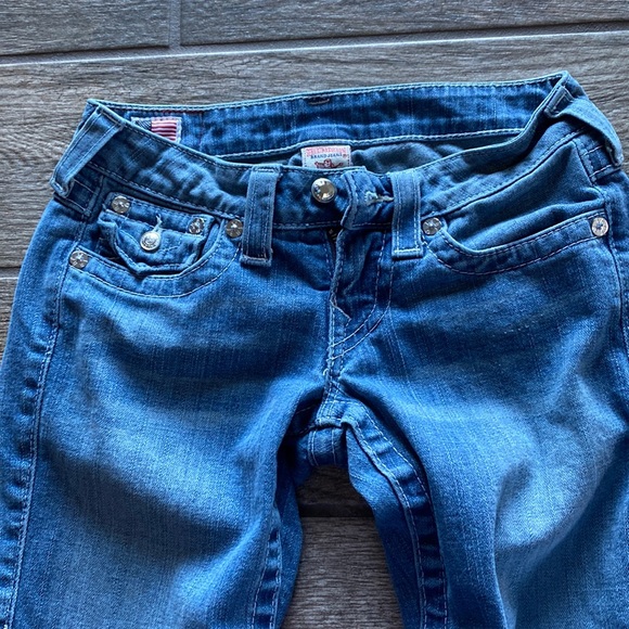 True Religion - Picture 2 of 8